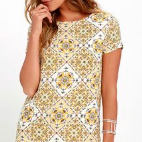 Lulus Mini dress Retro Mod Buttery soft Butter Yellow white Mozaïk print Size XS - Picture 10 of 11